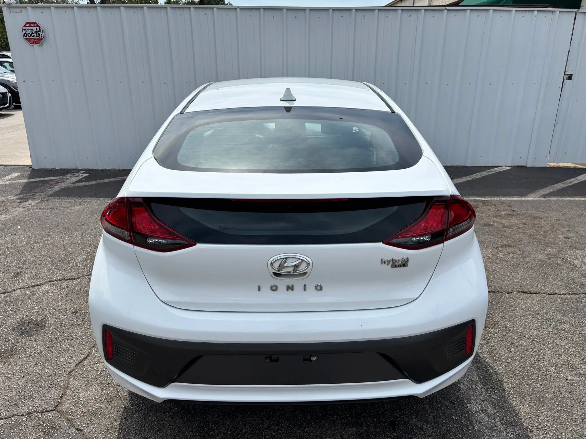 Used 2020 Hyundai Ioniq Blue FWD image 4