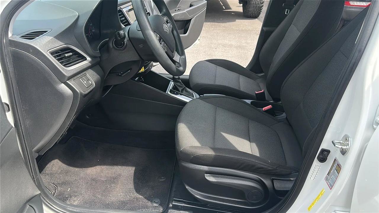 Used 2020 Hyundai Accent SE FWD image 24