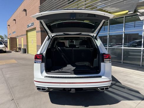 Used 2024 Volkswagen Atlas SEL Premium R-Line AWD/4WD image 44
