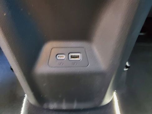 Certified 2023 Buick Envision Essence AWD/4WD image 16