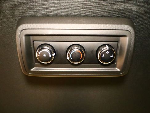 Used 2019 Dodge Grand Caravan SXT image 37