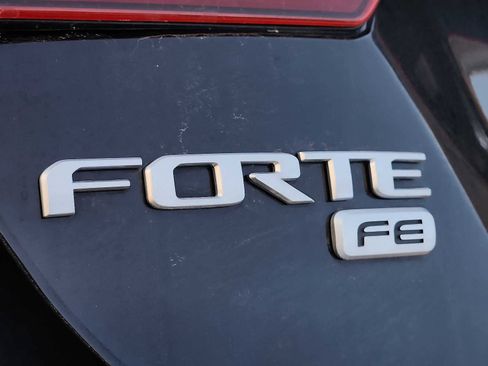 Used 2024 Kia Forte LX image 29