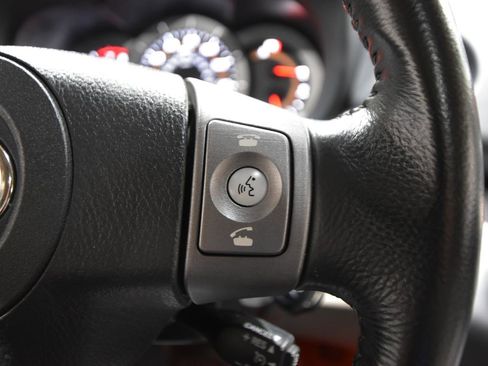 Used 2008 Toyota RAV4 Limited AWD/4WD image 19