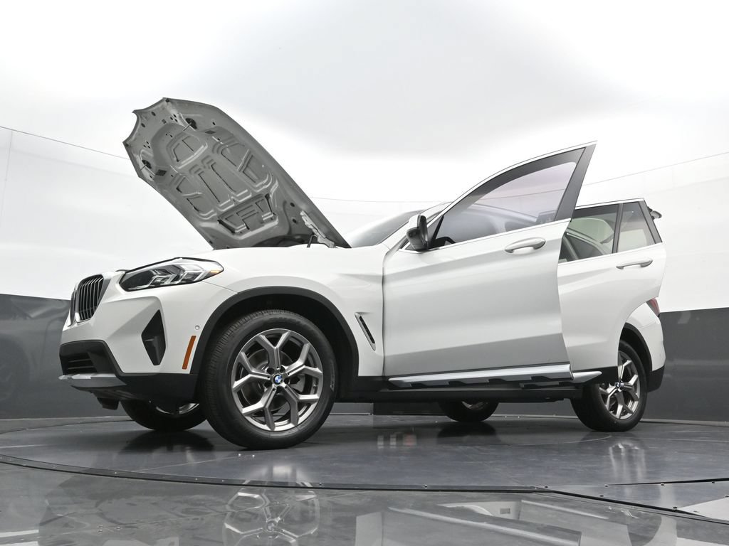 Used 2023 BMW X3 xDrive30i w/ Convenience Package w/ZPA AWD/4WD image 39
