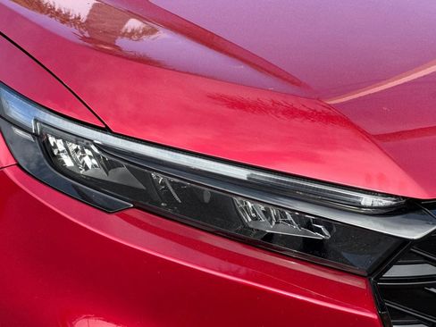 Used 2024 Honda CR-V Sport-L image 11