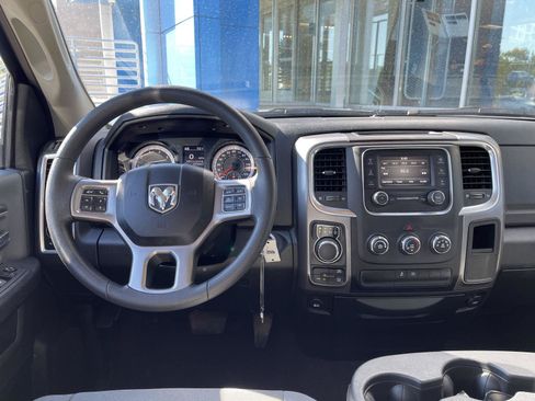 Used 2024 RAM 1500 Classic SLT AWD/4WD image 14