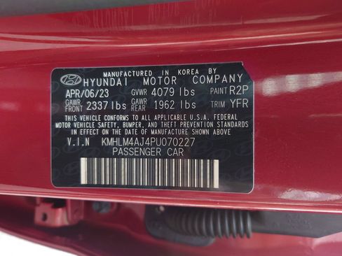 Used 2023 Hyundai Elantra Blue FWD image 30