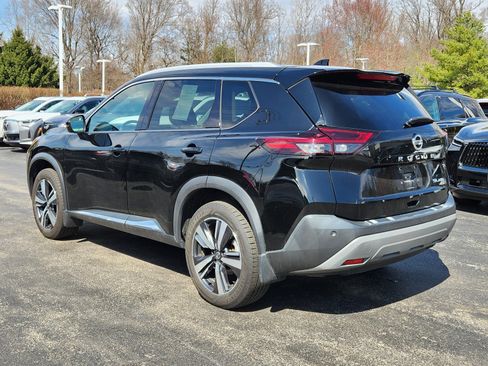 Used 2021 Nissan Rogue SL image 3