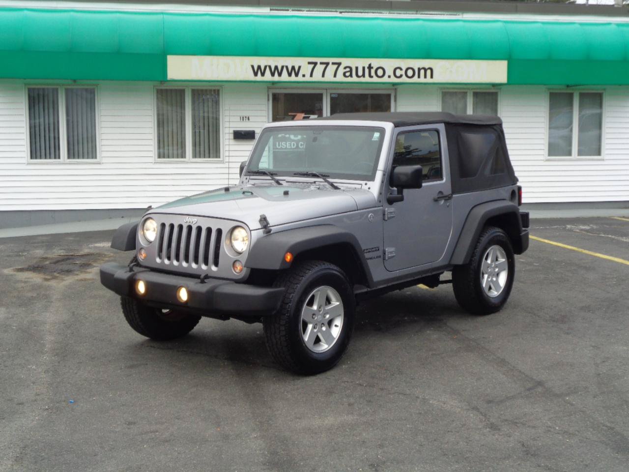 Used 2015 Jeep Wrangler Sport w/ Quick Order Package 24S AWD/4WD image 10