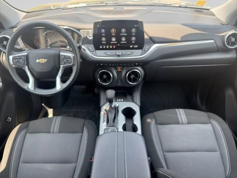 Used 2024 Chevrolet Blazer LT w/ Convenience Package FWD image 14