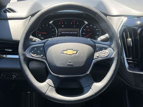 Used 2023 Chevrolet Traverse LT AWD/4WD image 16