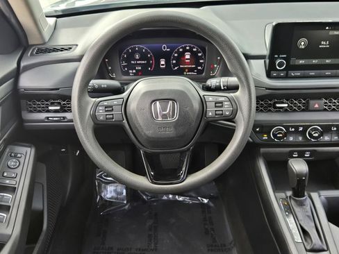 Certified 2025 Honda Accord SE image 12
