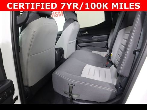 Used 2024 Toyota Tacoma TRD Off-Road image 15