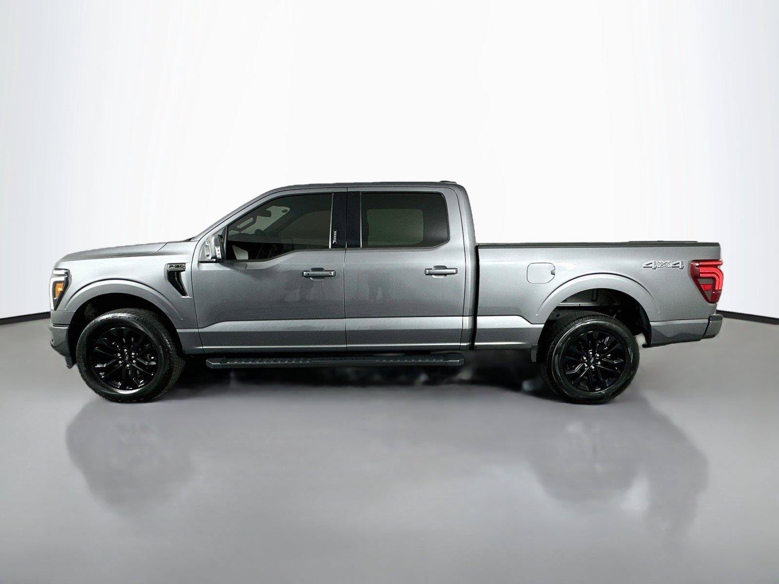 Used 2024 Ford F150 Lariat AWD/4WD image 8