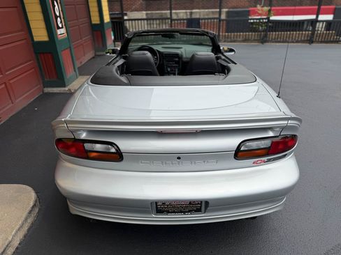Used 2002 Chevrolet Camaro Z28 w/ Sport Appearance Pkg RWD image 15