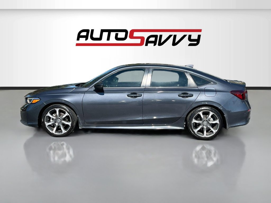 Used 2025 Honda Civic Sport Touring image 4