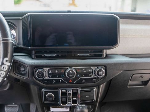 Used 2024 Jeep Wrangler Sport S image 47