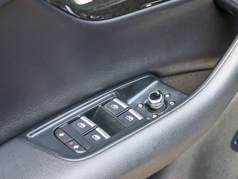 Used 2018 Audi Q7 3.0T Prestige w/ Prestige Package image 21