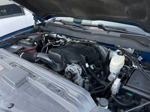 Used 2017 Chevrolet Silverado 2500 LTZ w/ LTZ Plus Package image 28