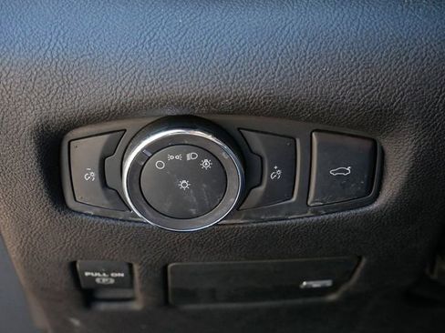Used 2017 Lincoln Continental Select FWD image 16
