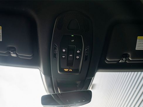 Certified 2025 Porsche Cayenne S image 12