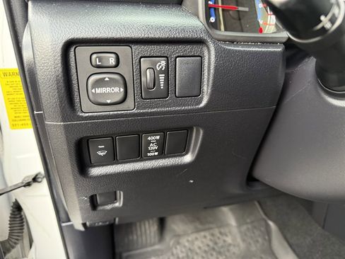 Used 2019 Toyota 4Runner SR5 Premium image 12