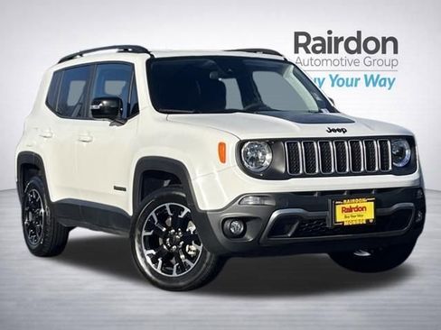 Used 2023 Jeep Renegade Latitude image 1
