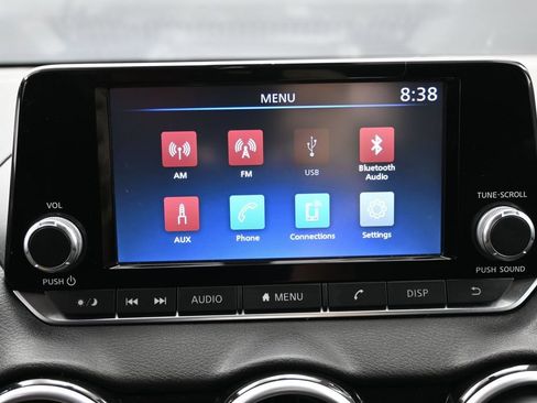 Used 2024 Nissan Sentra S FWD image 19