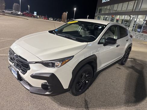 Used 2025 Subaru Crosstrek 2.0i image 5