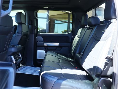 Used 2025 Ford F250 Platinum image 31