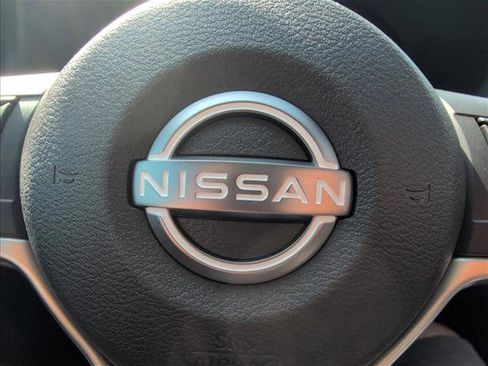 New 2025 Nissan Sentra SR w/ SR Premium Package image 28