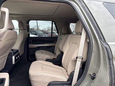 Certified 2024 Ford Expedition Limited image 24