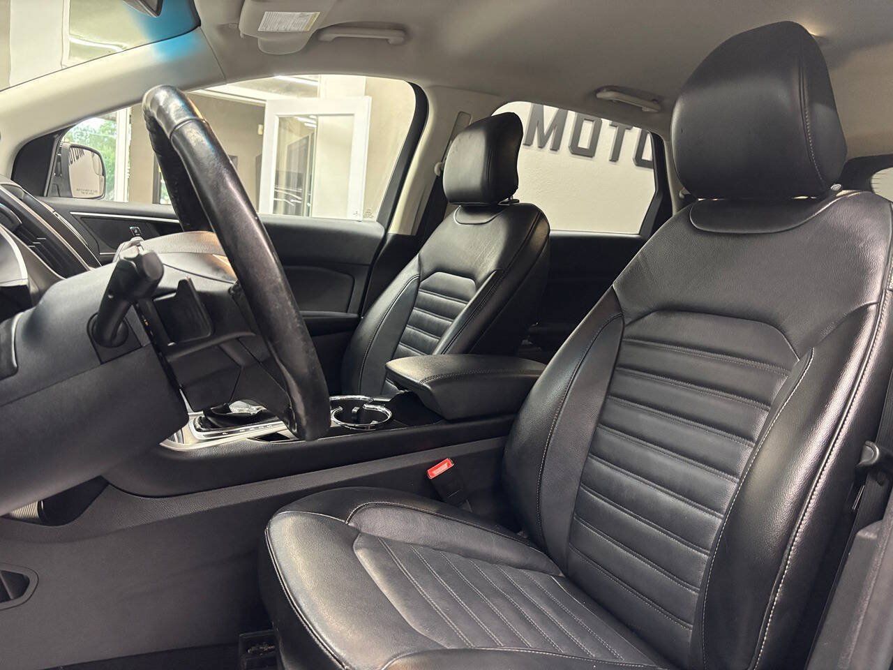 Used 2015 Ford Edge SEL w/ Equipment Group 201A AWD/4WD image 16