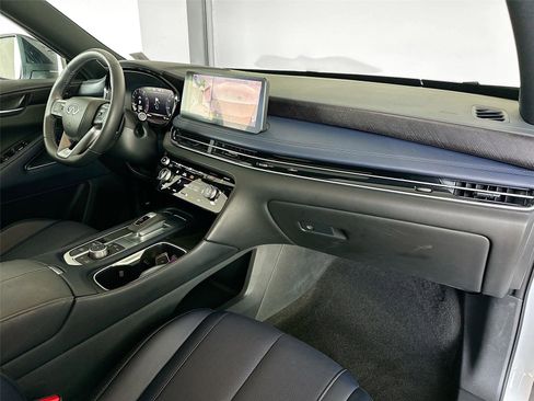 Used 2026 INFINITI QX60 Sport w/ Dark Cargo Package image 32