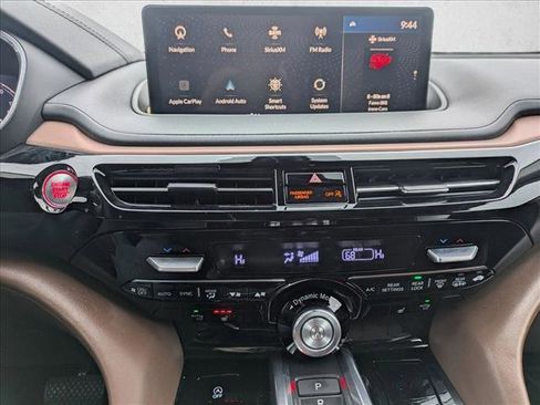 Used 2023 Acura MDX SH-AWD w/ Technology Package image 15