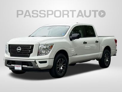 Used 2024 Nissan Titan SV w/ Accessory Utility Package