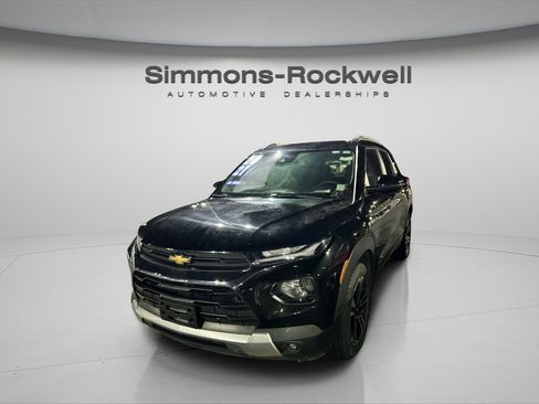 Used 2023 Chevrolet TrailBlazer LT w/ Convenience Package image 4