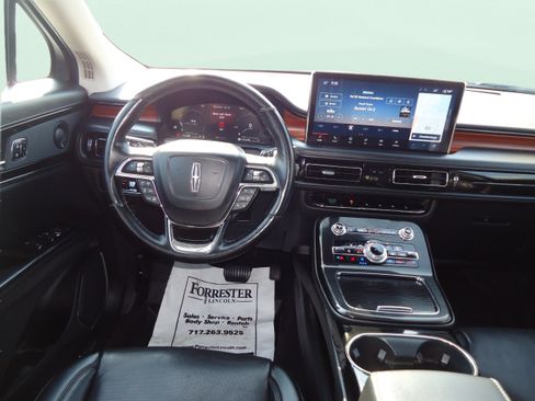 Used 2023 Lincoln Nautilus Reserve w/ Equipment Group 201A AWD/4WD image 11