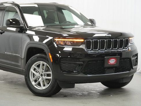 New 2026 Jeep Grand Cherokee Laredo X AWD/4WD image 3