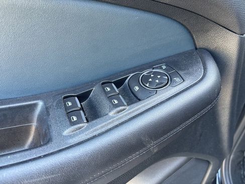 Used 2022 Ford Edge SEL w/ Sport Appearance Package image 13