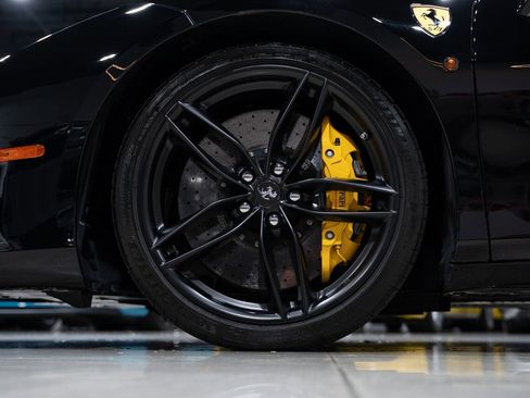 Used 2018 Ferrari 488 Spider image 47