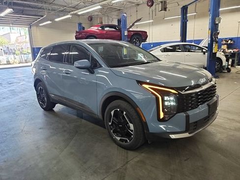 Certified 2026 Kia Sportage S AWD/4WD image 7