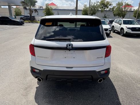 Used 2024 Honda Passport EX-L image 6