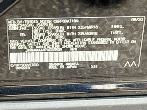 Used 2023 Toyota bZ4X FWD image 31