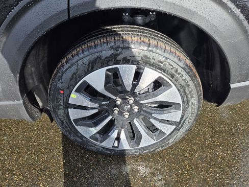 New 2026 Ford Explorer Platinum w/ LUX Leather Package image 9