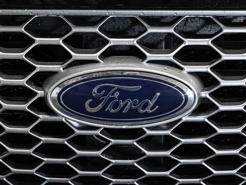 Certified 2024 Ford Edge SEL w/ Convenience Package AWD/4WD image 13
