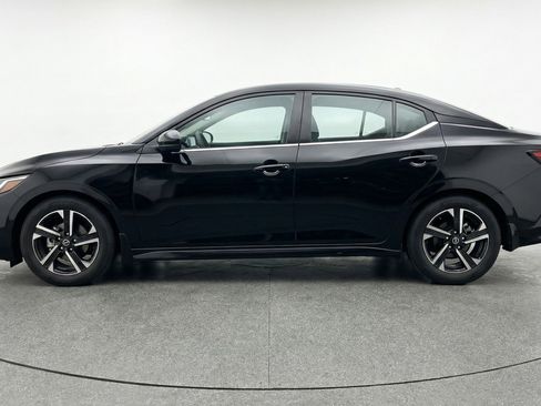 Used 2025 Nissan Sentra SV FWD image 5