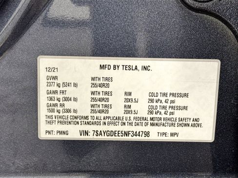 Used 2022 Tesla Model Y Long Range image 40