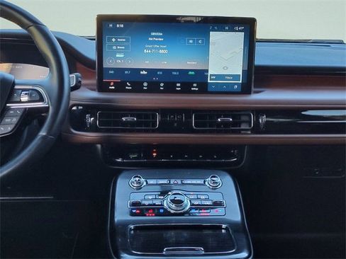 Used 2021 Lincoln Nautilus Reserve image 32