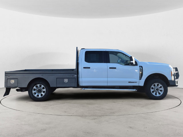 Used 2024 Ford F350 XLT AWD/4WD image 4